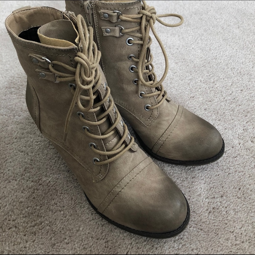 Madden Girl Westmont Combat Boot